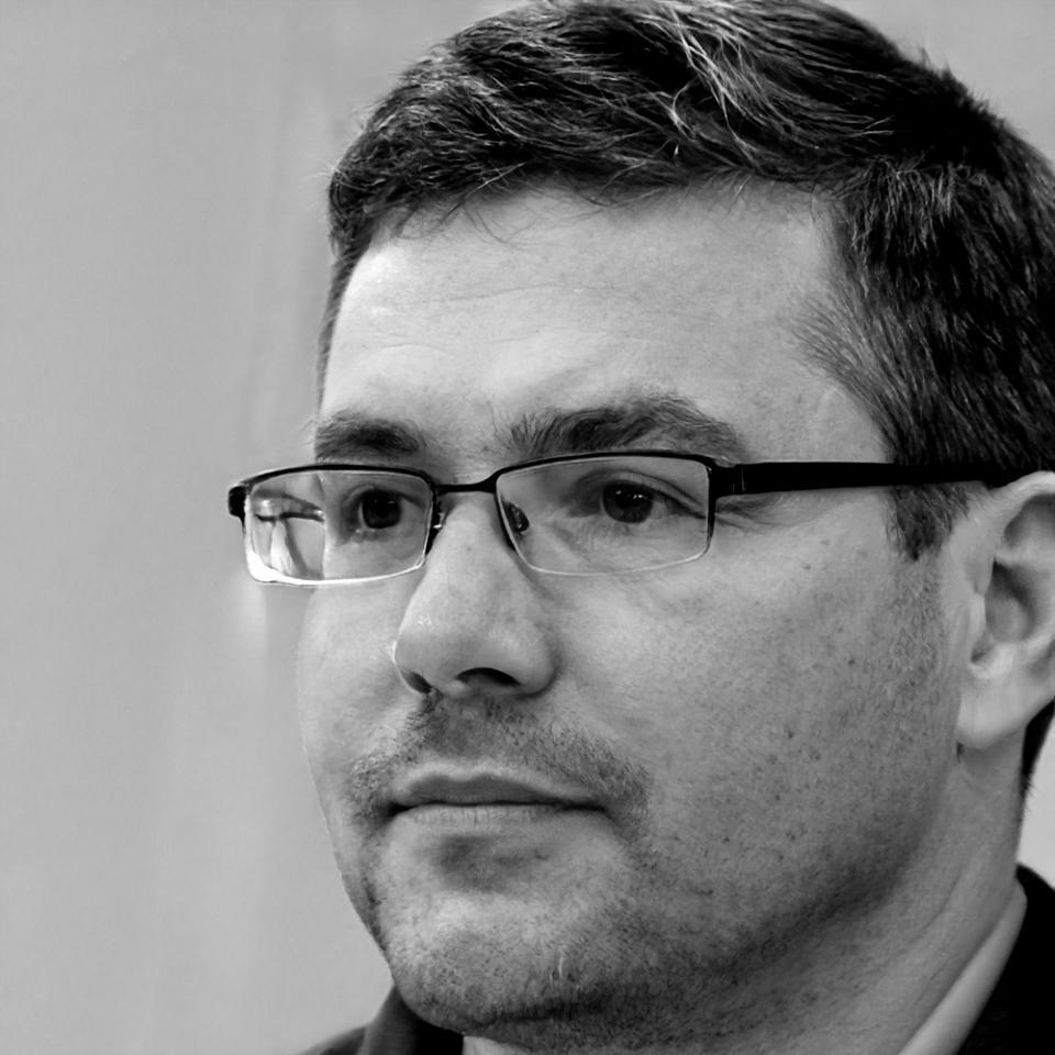 Senior trading systems architect and program director